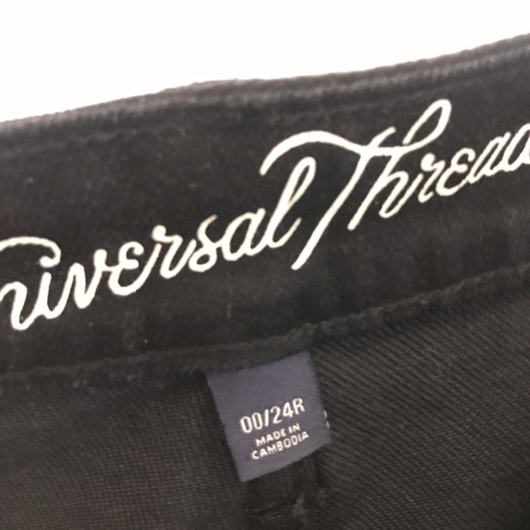 NWOT Universal Thread High Rise Jeans - Picture 3 of 6